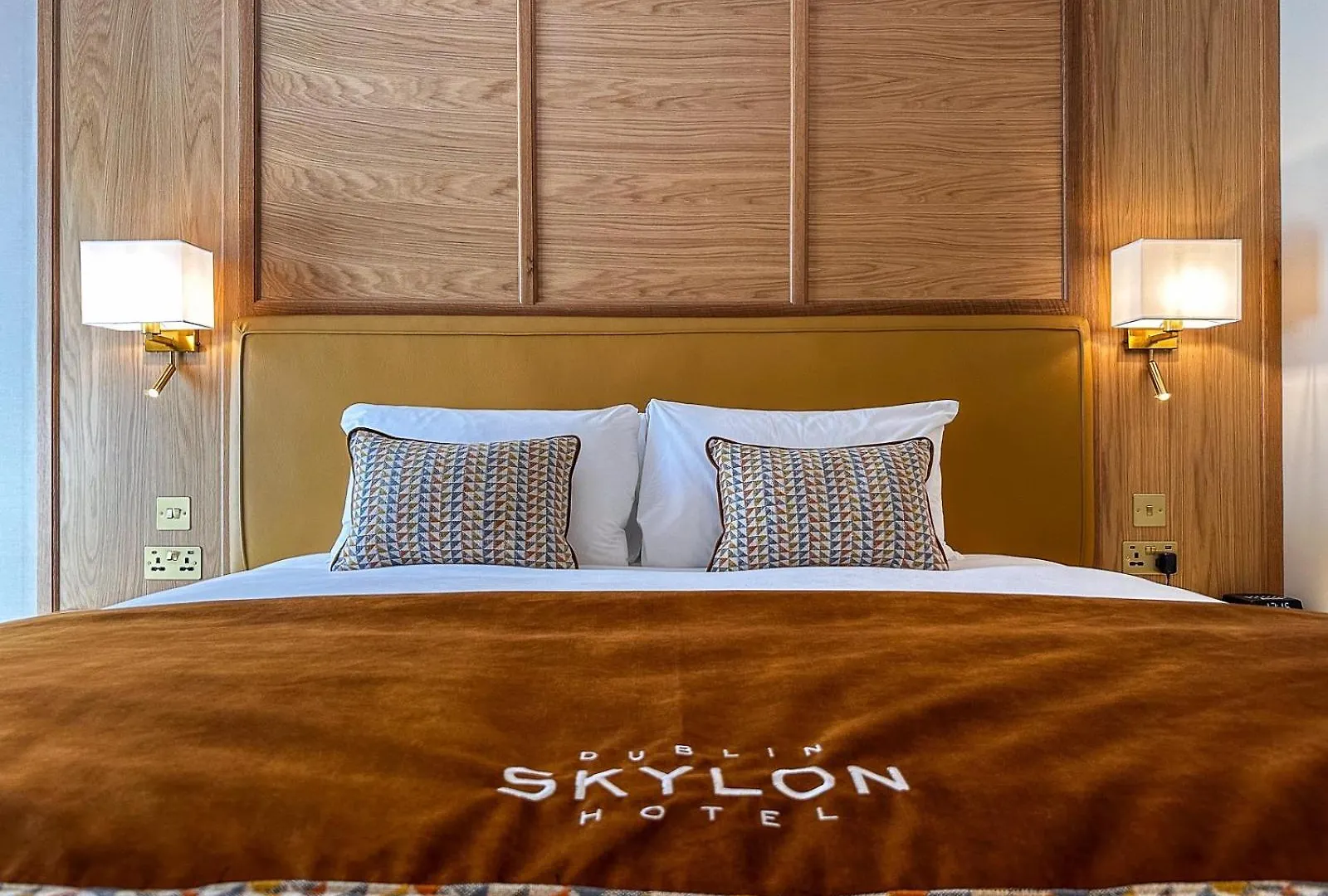Dublin Skylon Hotel 4*,